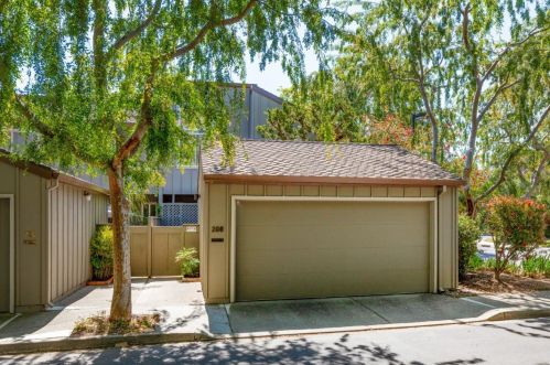 208 Willow Hill Ct, Los Gatos, CA 95032-1824