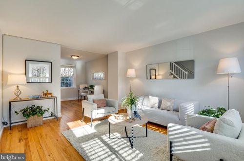 4815 29th St, Arlington, VA 22206-1309