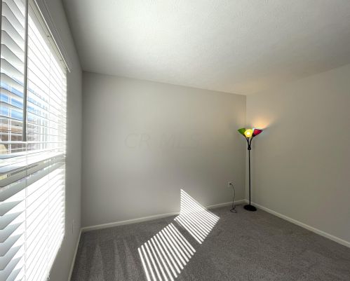 1881 Erika Dr, Springfield OH  45503-5883 exterior