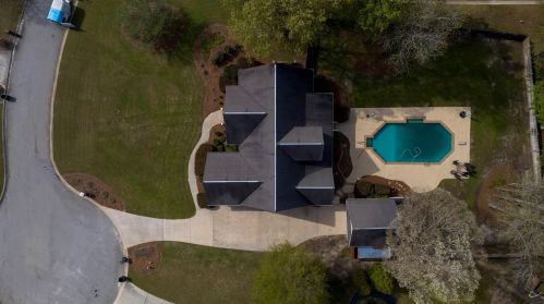 301 Ty Chandler Ct, Bonaire, GA 31005-3585