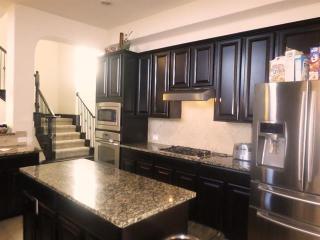 7925 Aspermont Dr, Plano TX  75024-3983 exterior