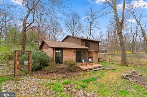 5054 Eliots Oak Rd, Columbia MD  21044-1356 exterior