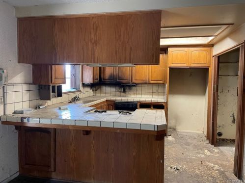 866 Chantilly St, Anaheim, CA 92806-4813