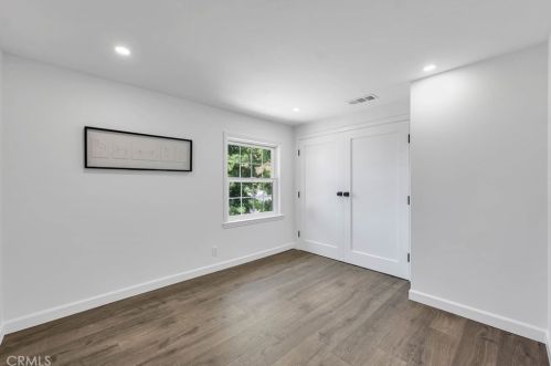 3586 Lathrop Ave, Simi Valley CA  93063-1119 exterior