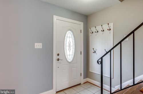 130 Marlow St, Leesburg, VA 20175-3814