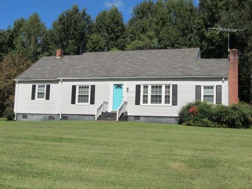 7036 L P Bailey Memorial Hwy, Halifax VA  24558-2905 exterior