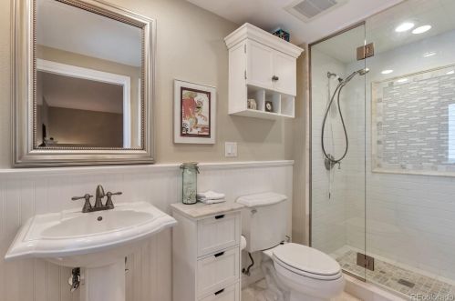 6937 Poplar Way, Englewood CO 80112-2530 exterior