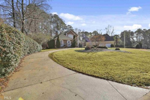 55 Audubon Pl, Newnan, GA 30265-2003