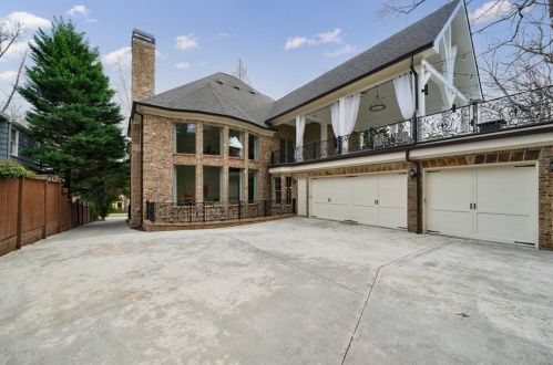239 Beverly Rd, Atlanta GA  30309-2643 exterior