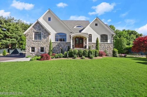 74 Glen Ridge Rd, Greenwich, CT 06831-3669