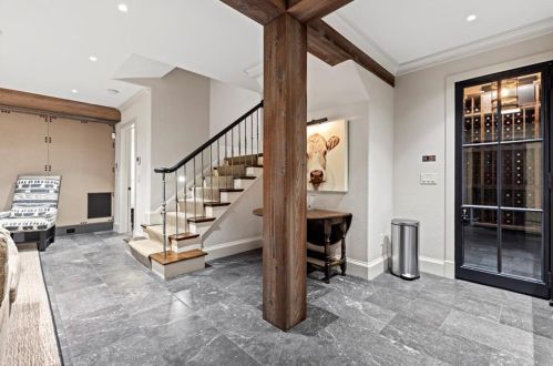 395 Beverly Rd, Atlanta GA  30309-2728 exterior