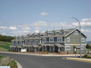 2115 Westwood Dr, Pullman, WA 99163-5251
