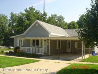 621 Indiana St, Delphi IN  46923-1026 exterior