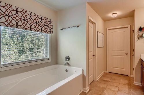 2523 Riverton Dr, Conyers GA  30013-7438 exterior