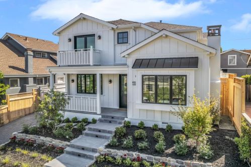 1365 Vancouver Ave, Burlingame, CA 94010-5671