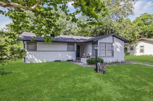 5450 Mcconnell Dr, Fort Worth TX  76134-1006 exterior