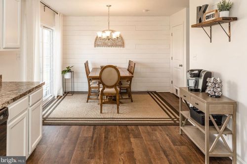 12 Star Dr, Hanover, PA 17331-9405