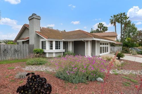 5221 Alamosa Park Dr, Oceanside, CA 92057-6310