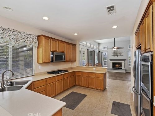 18477 Hollowtree Ln, Riverside CA  92504-9467 exterior