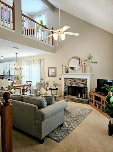 619 Spring Trl, Holly Springs, GA 30115-4704