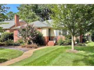 4714 Monument Ave, Richmond, VA 23230-3727