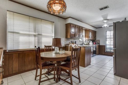 9738 Amberley, Dallas TX  75243-2303 exterior