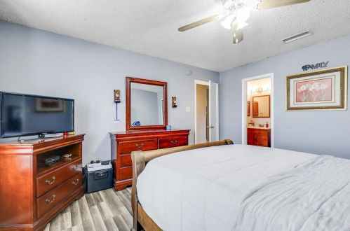 2409 Highmont Dr, Garland TX 75041-3246 exterior