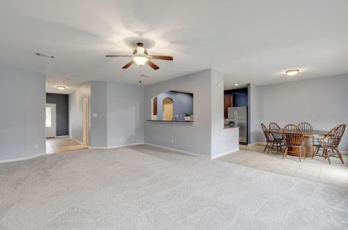 1689 Breanna Ln, Uhland TX  78640-9337 exterior