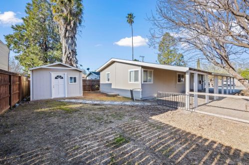 17045 Mattie St, Esparto, CA