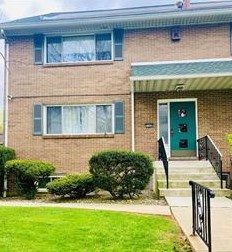 2342 Hamilton St, Allentown PA  18104-6339 exterior