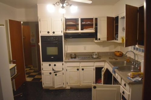 250 Hamilton E Holmes Dr, Atlanta GA  30318-7422 exterior