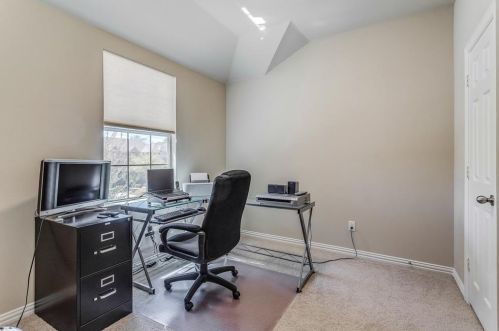 3649 Vienna St, Irving TX 75038-8461 exterior