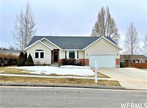 570 210, Smithfield, UT 84335-1206