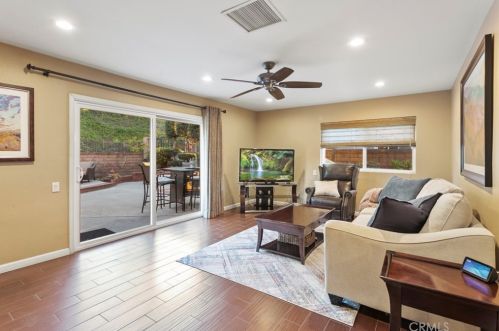 752 Fairway Ln, Anaheim CA  92807-4802 exterior