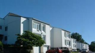 202 Plaza Dr, Middletown CT  06457-2564 exterior