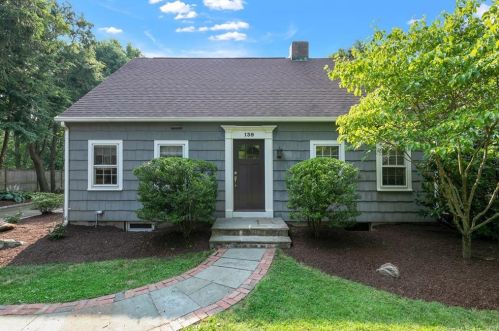 139 Newtown Ave, Norwalk, CT 06851-2324