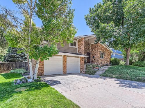 3212 Magnolia St, Denver, CO 80207-2201