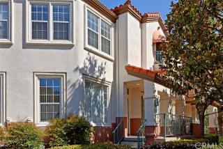 2916 Ballesteros Ln, Tustin, CA 92782-1115