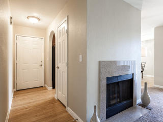 1851 Green Valley Pkwy, Henderson NV  89074-5800 exterior