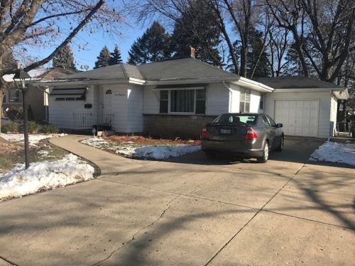 335 Tiffany Dr, Waukegan, IL 60085-3340