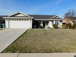 3750 College Ave, Visalia, CA 93292-3588