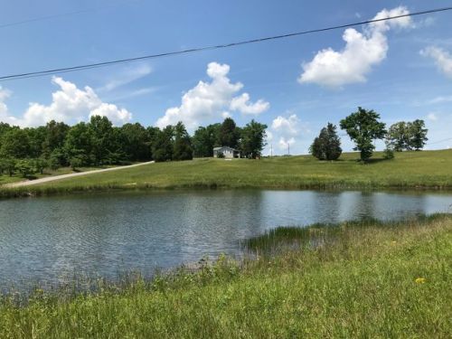 1500 Old Bean Shed Rd, Clarkrange, TN 38553-5422