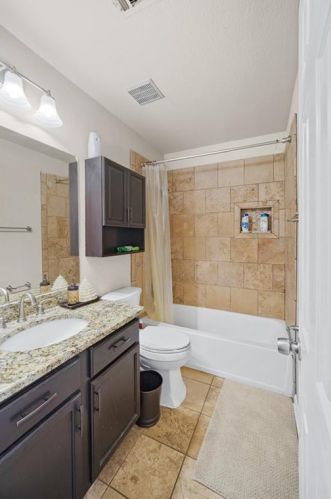 120 Geronimo Cv, Uhland TX 78640-4622 exterior