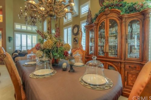 16122 Ponderosa Ln, Riverside CA  92504-6155 exterior