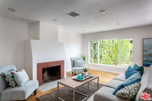 141 Pine St, Altadena, CA 91001-4803