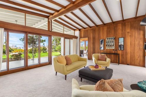 2024 Manoa Rd, Honolulu HI  96822-2120 exterior