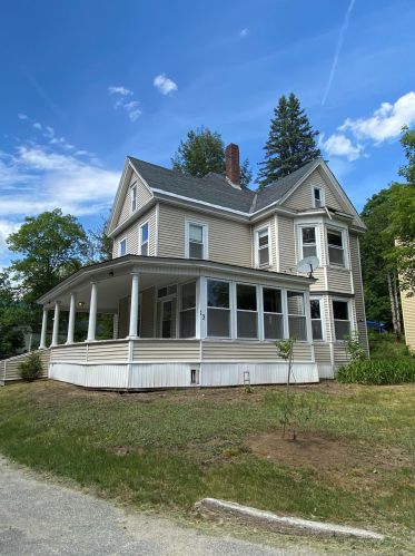 13 Sturtevant Pl, Livermore Falls, ME 04254-1210