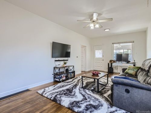 6651 52nd Ave, Arvada CO  80002-3925 exterior