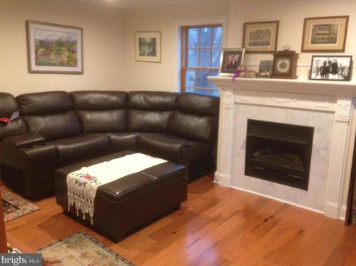 86 Lewisville Rd, Trenton NJ  08648-1801 exterior