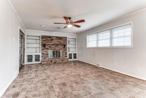 1905 Morningside Dr, Garland TX  75042-8320 exterior